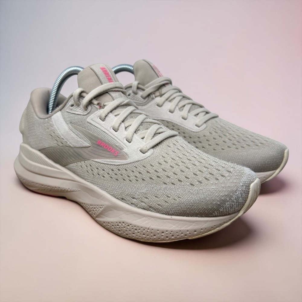 Brooks Adrenaline GTS 24 Running Shoes Womens 9.5 Grey Pink Stability Sneakers